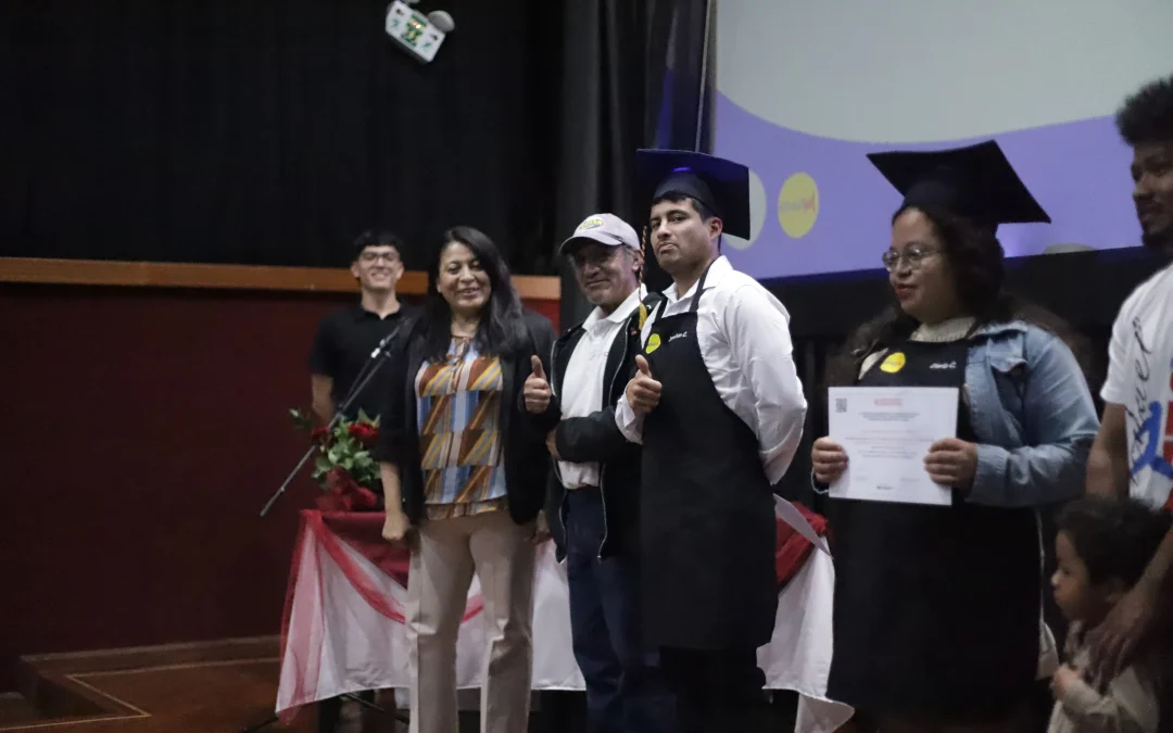 Una ceremonia llena de emociones para cerrar la formación IDEAS
